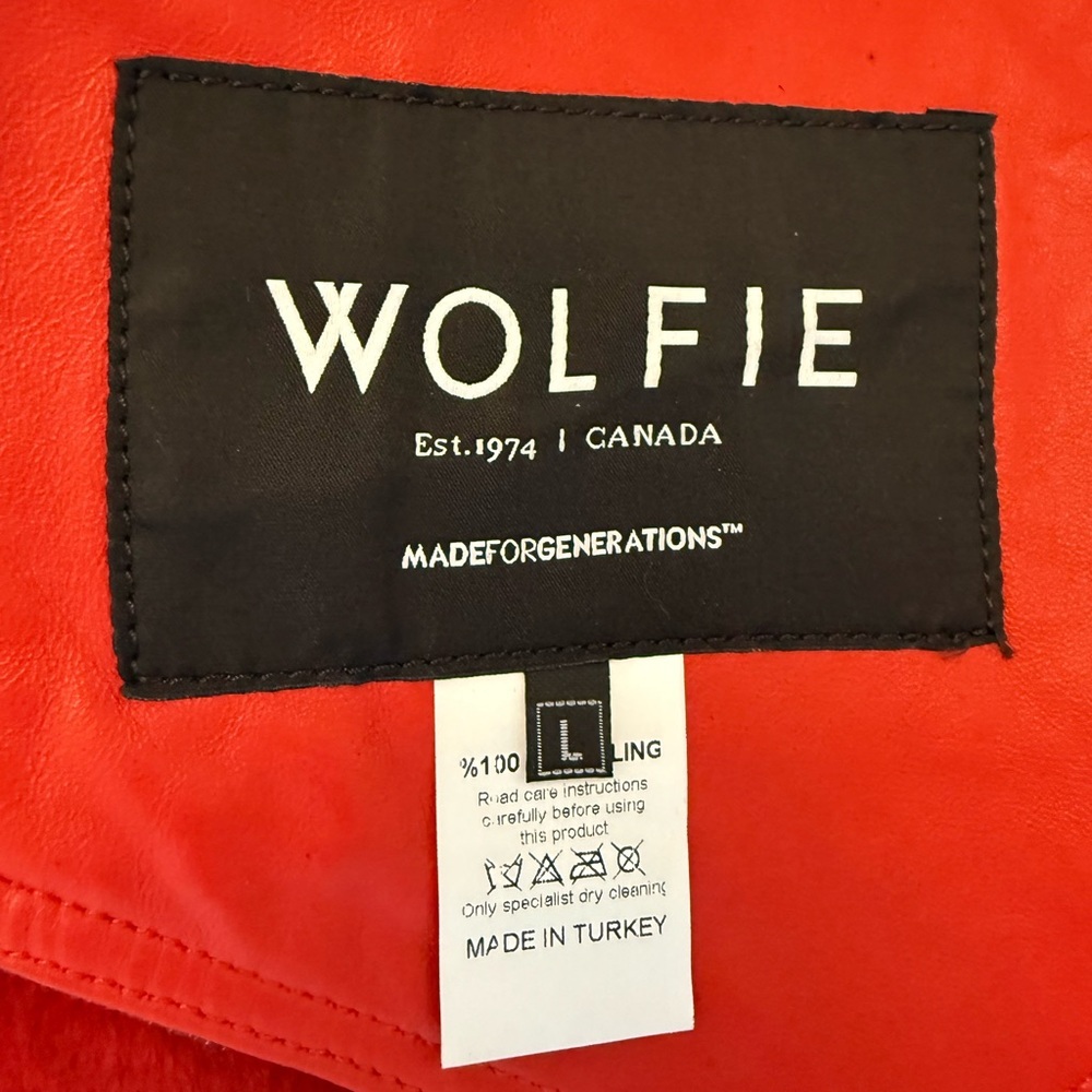 Wolfie Women's Plush Red Dyed Shearling Down Filled Vest NWT L - Picture 12 of 13